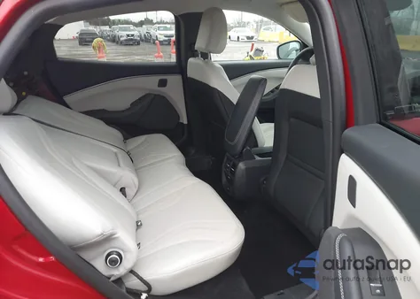 2024 Ford Mustang Mach-E Premium z USA, uszkodzony, nr VIN 3FMTK3R77RMA52787